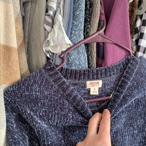 SUPER SOFT BLUE Sweater - Picture 2 of 5